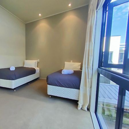 Mount Stunner With King Beds Apartment Mount Maunganui Bagian luar foto